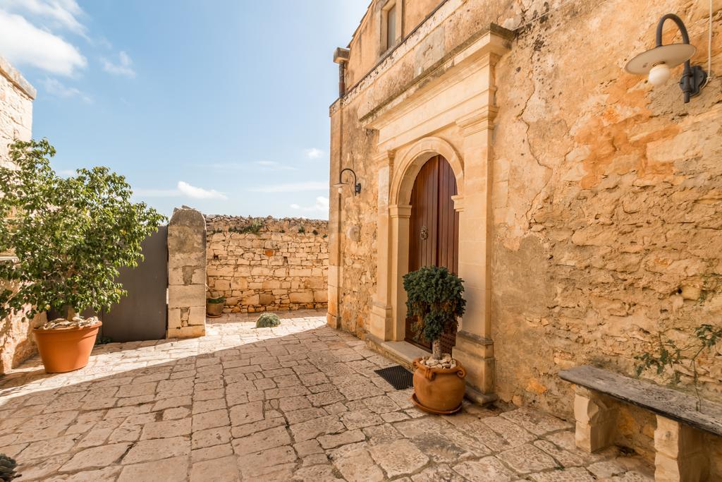 Penzion Casina Di Grotta Di Ferro Santa Croce Camerina Exteriér fotografie